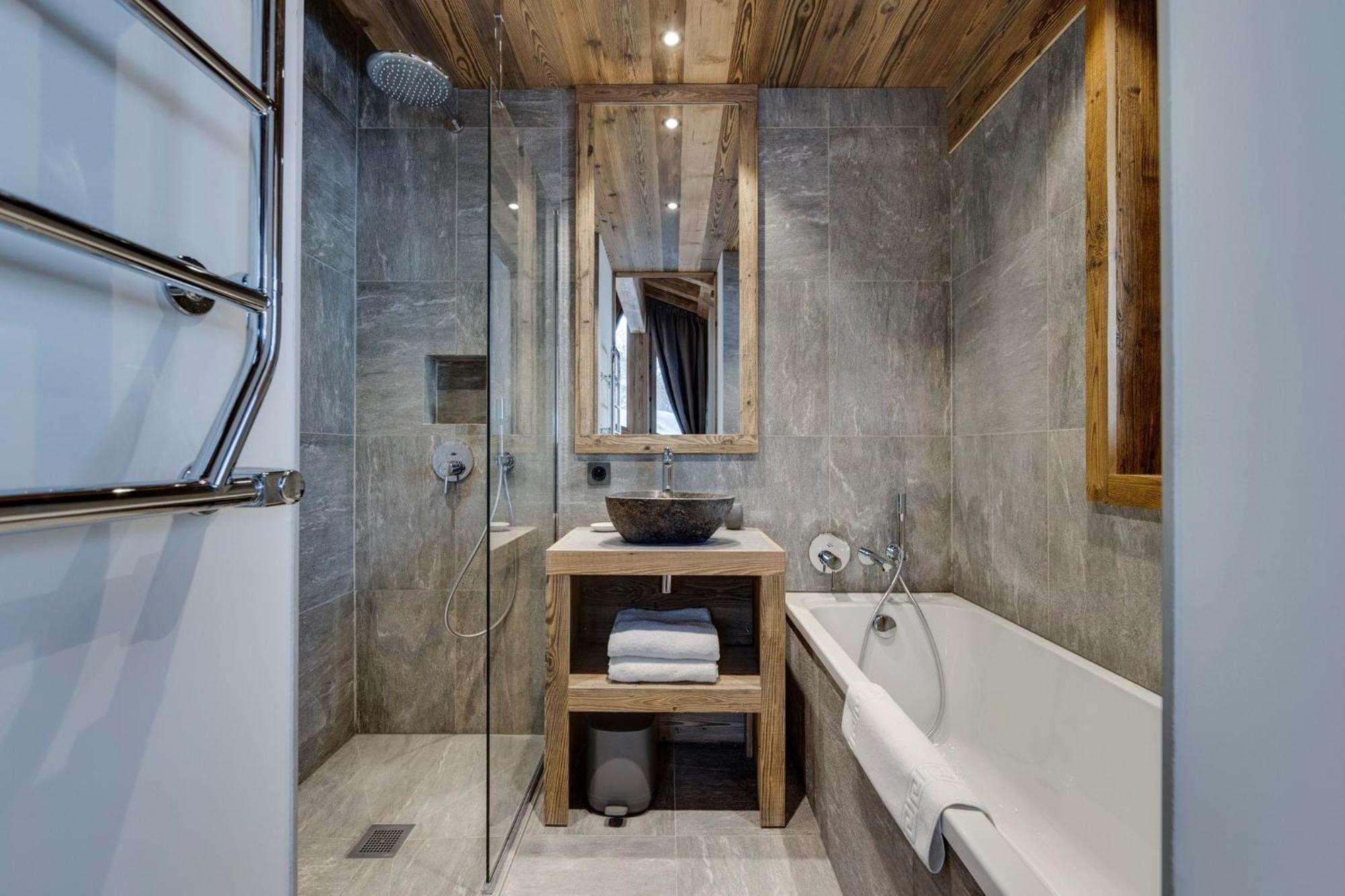 Un Chalet Haut De Gamme Pour Les Amoureux Du Luxe *